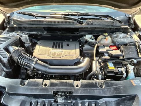 Used 2021 Chevrolet Blazer LT image 36