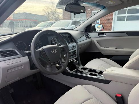 Used 2016 Hyundai Sonata SE image 10