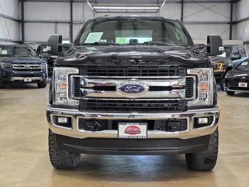 Used 2019 Ford F250 XLT w/ XLT Value Package AWD/4WD image 2