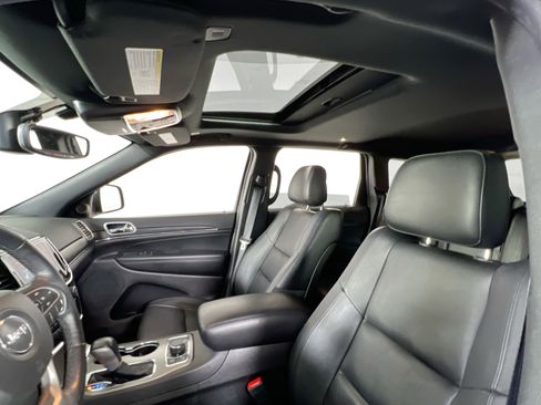 Used 2021 Jeep Grand Cherokee Limited image 22