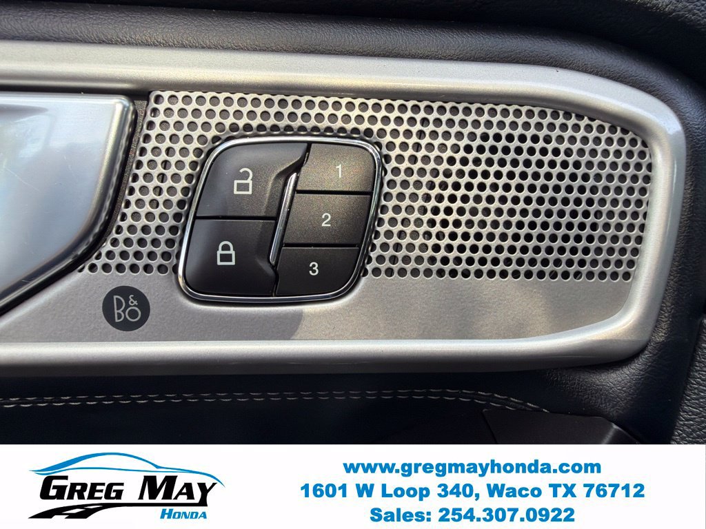 Used 2020 Ford Explorer Limited RWD image 26