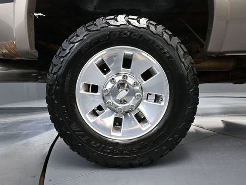 Used 2005 Ford F350 Lariat AWD/4WD image 13