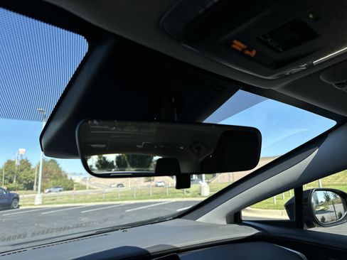 Certified 2024 Toyota Prius LE image 27