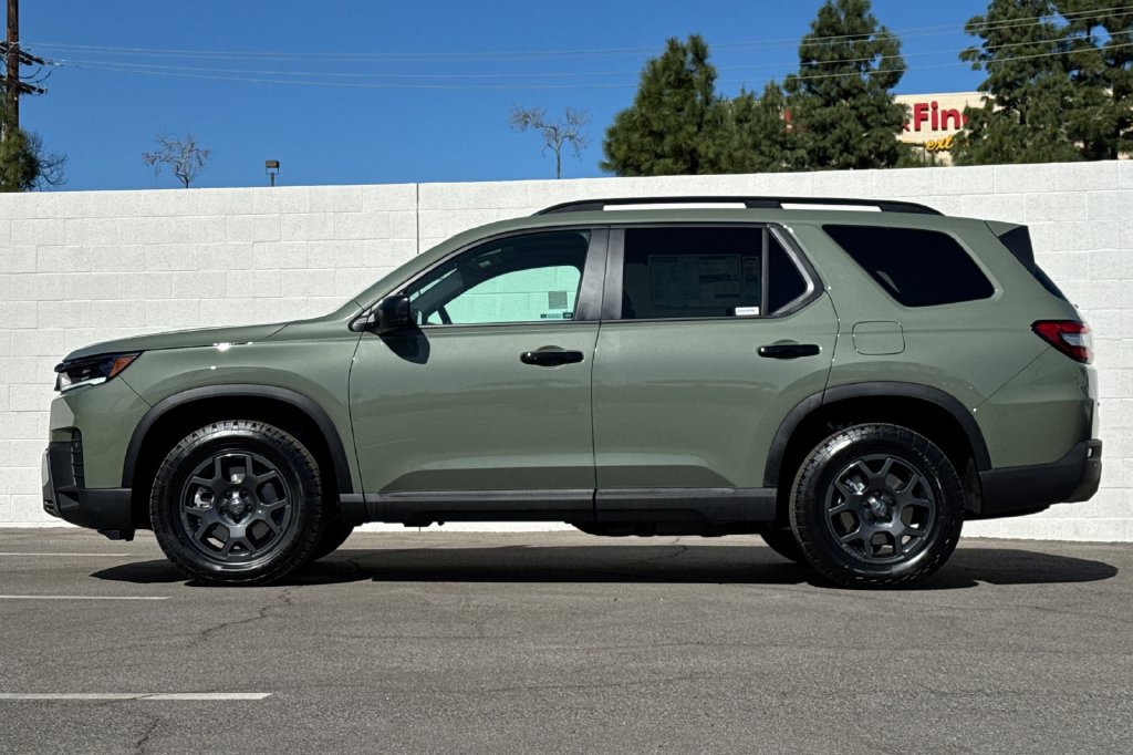 New 2026 Honda Pilot TrailSport image 11