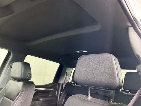 Used 2023 GMC Sierra 1500 SLT w/ SLT Convenience Package AWD/4WD image 13