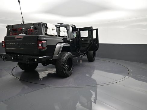 Used 2020 Jeep Gladiator Overland AWD/4WD image 53