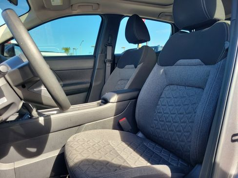 Certified 2025 Nissan Kicks SV w/ SV Premium Package image 21