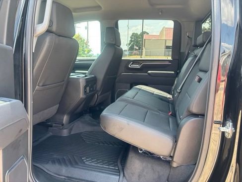 Used 2025 Chevrolet Silverado 2500 LT w/ Trail Boss Package AWD/4WD image 11