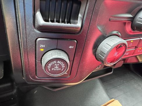Used 2025 Ford F150 XL w/ Equipment Group 103A High AWD/4WD image 19