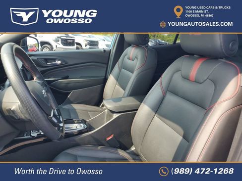 Certified 2024 Chevrolet Trax RS w/ Sunroof Package FWD image 9