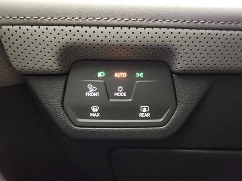 New 2026 Volkswagen Atlas Peak Edition AWD/4WD image 12