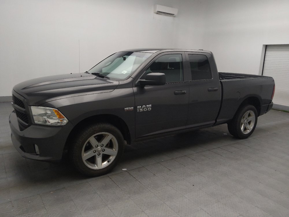 Used 2018 RAM 1500 Express RWD image 2