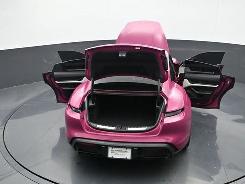 Certified 2024 Porsche Taycan GTS image 34