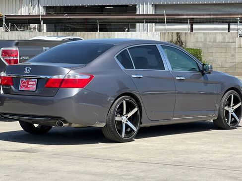 Used 2015 Honda Accord EX image 3