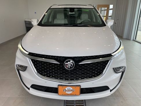 Used 2023 Buick Enclave Avenir w/ Avenir Technology Package AWD/4WD image 7
