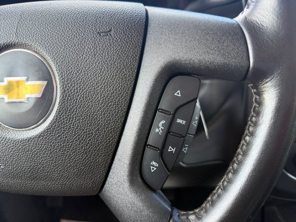 Used 2021 Chevrolet Express 3500 w/ Power Convenience Package RWD image 18