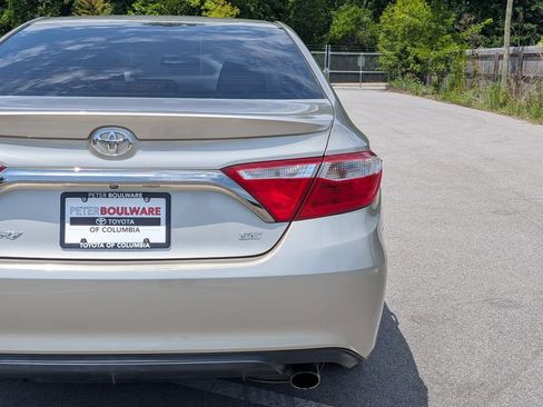 Used 2016 Toyota Camry SE FWD image 7