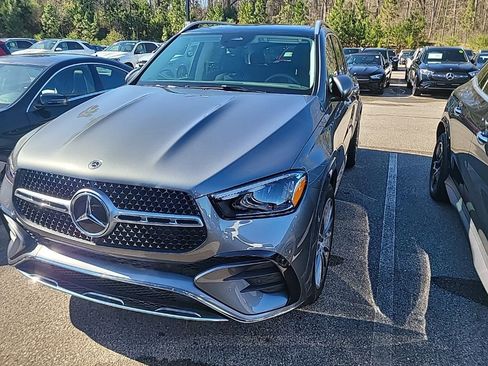Used 2025 Mercedes-Benz GLE 350 4MATIC image 2
