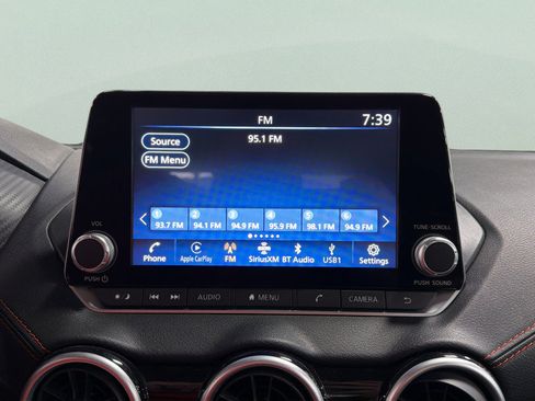 Used 2025 Nissan Sentra SR FWD image 24