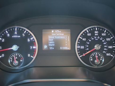 Used 2022 Kia Telluride EX w/ EX Premium Package image 18