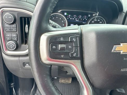 Used 2020 Chevrolet Silverado 1500 LTZ w/ LTZ Premium Package AWD/4WD image 16