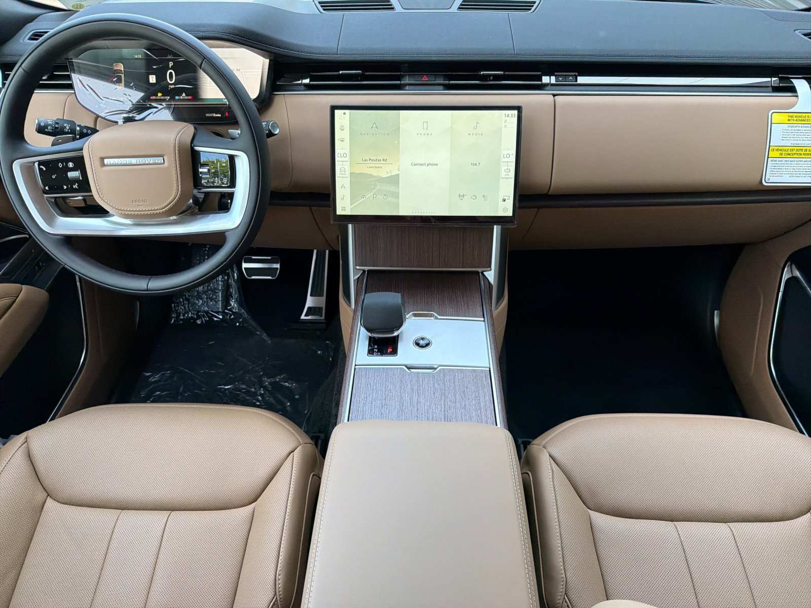 New 2026 Land Rover Range Rover Long Wheelbase SE AWD/4WD image 13