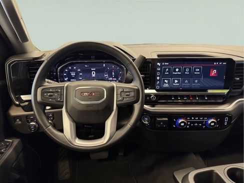Certified 2025 GMC Sierra 1500 SLT AWD/4WD image 75