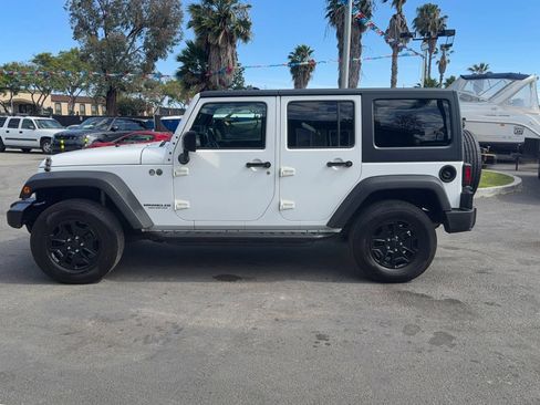 Used 2016 Jeep Wrangler Unlimited Sport AWD/4WD image 5