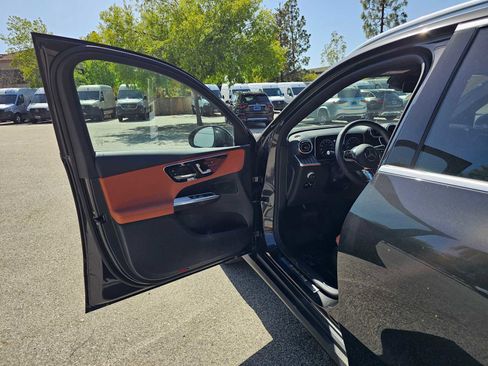 New 2026 Mercedes-Benz GLC 300 4MATIC image 19