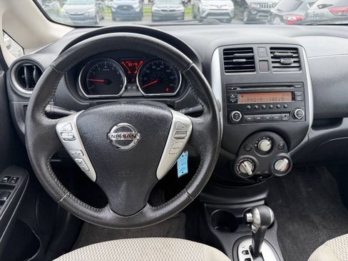 Used 2014 Nissan Versa Note SV FWD image 17