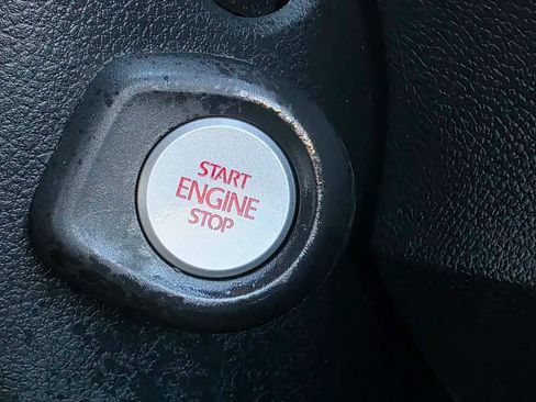 Used 2012 Volkswagen GTI 4-Door image 27