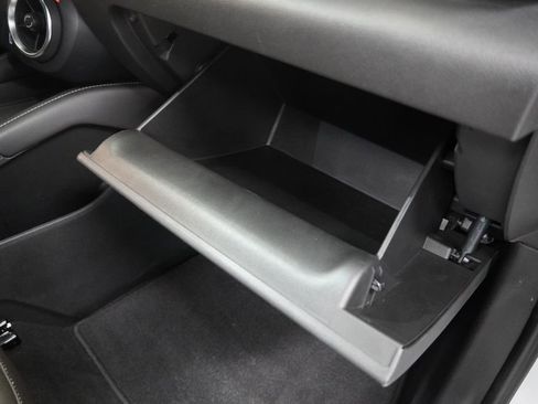 Used 2023 Chevrolet Blazer LT image 30