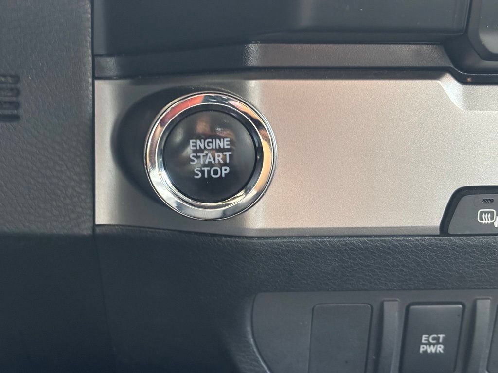 Used 2023 Toyota Tacoma SR5 RWD image 16