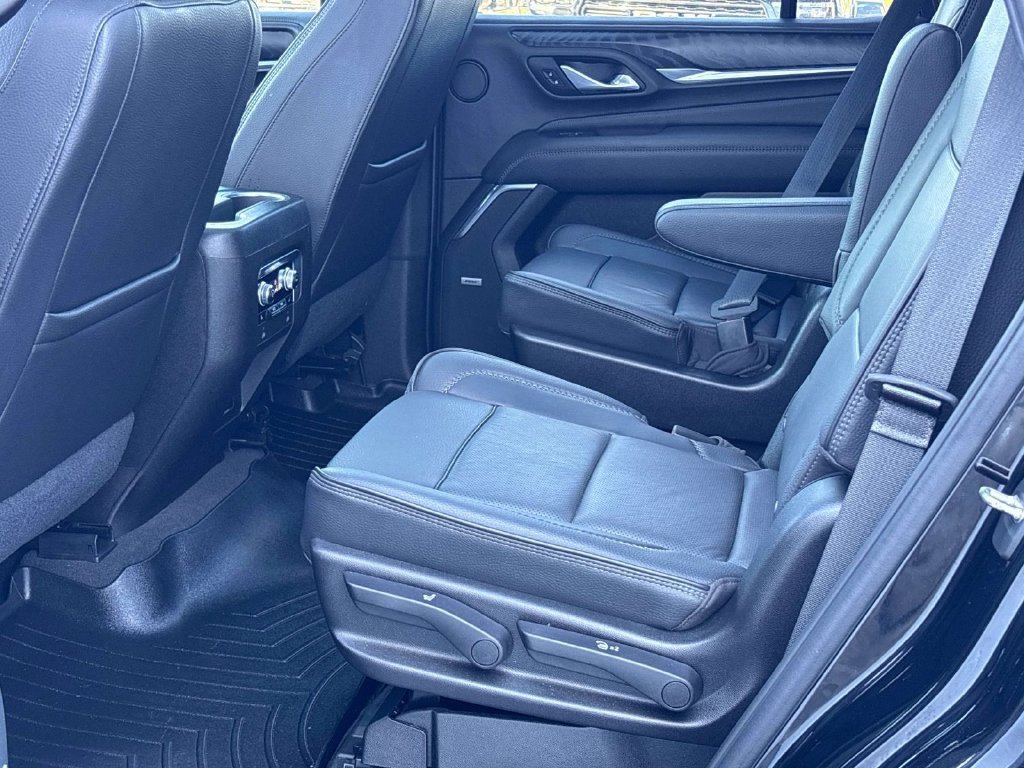 Used 2021 GMC Yukon Denali AWD/4WD image 10