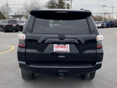 Used 2021 Toyota 4Runner Venture w/ Moonroof Package image 4