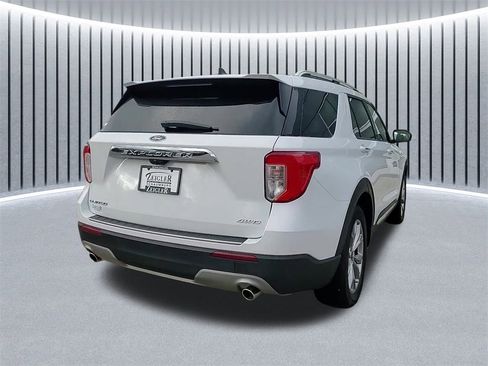 Used 2021 Ford Explorer Limited w/ Equipment Group 301A image 3