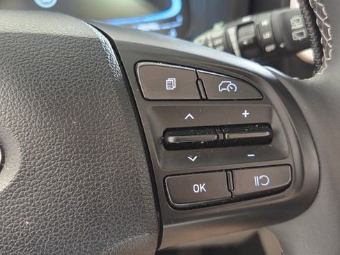 Certified 2026 Hyundai Venue SEL FWD image 24