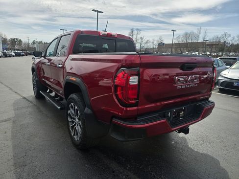 Used 2023 GMC Canyon Denali image 5