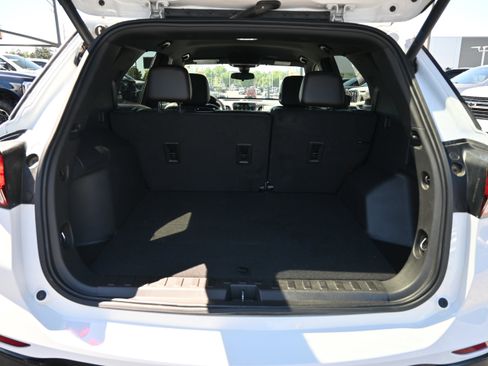 Used 2024 Chevrolet Equinox RS w/ RS Leather Package FWD image 31