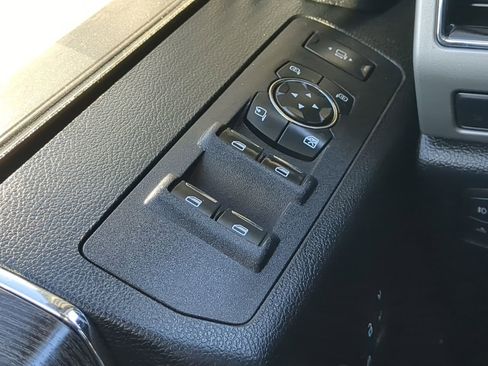 Certified 2021 Ford F450 Lariat w/ Lariat Ultimate Package image 23