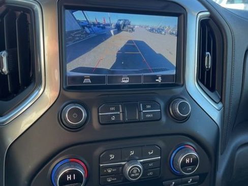 Used 2022 Chevrolet Silverado 3500 LT w/ Convenience Package AWD/4WD image 44