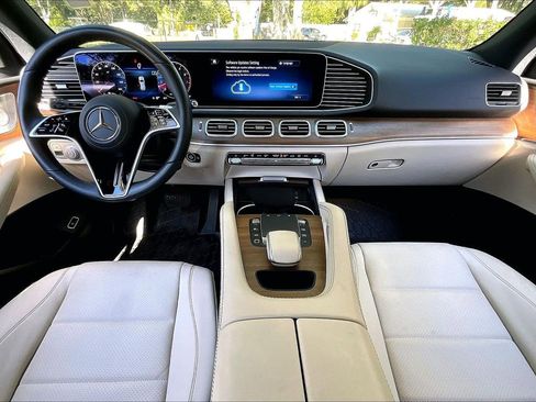 Used 2025 Mercedes-Benz GLE 350 4MATIC image 7