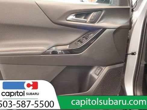 Used 2025 Chevrolet Equinox RS AWD/4WD image 10