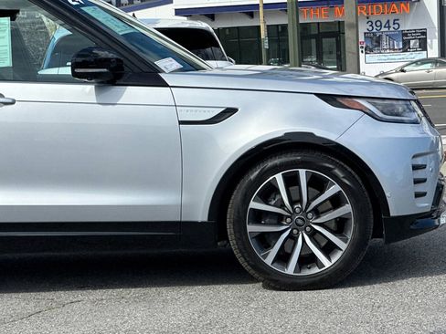 Used 2024 Land Rover Discovery Dynamic SE image 37