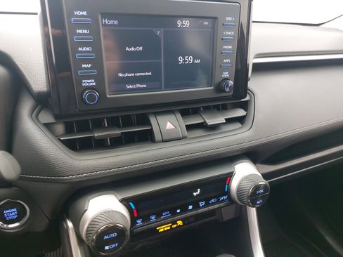 Used 2019 Toyota RAV4 XLE w/ All Weather Liner Package AWD/4WD image 21