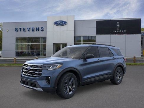 New 2026 Ford Explorer Active w/ Active Comfort Package image 2