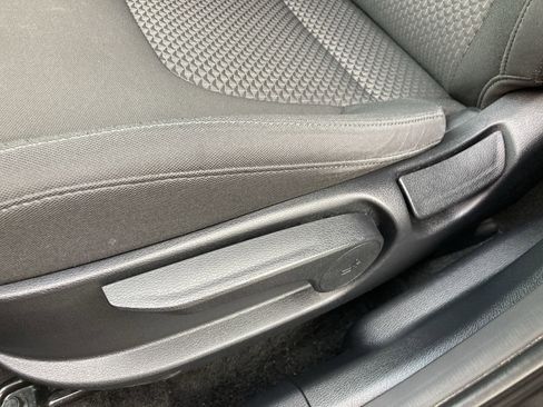 Used 2024 Kia Sportage LX image 14