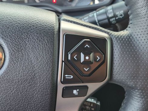 Used 2024 Toyota 4Runner Limited AWD/4WD image 15