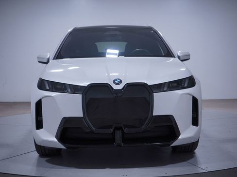 Used 2026 BMW iX xDrive60 w/ M Sport Package image 4