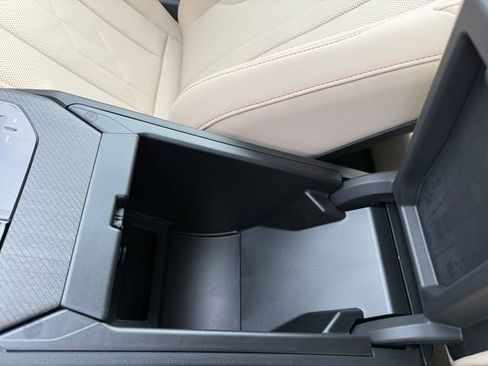 Used 2026 BMW X3 xDrive30 w/ Premium Package image 31